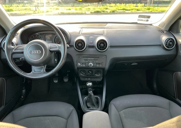 Audi A1 cena 30000 przebieg: 114000, rok produkcji 2012 z Ciechanów małe 232